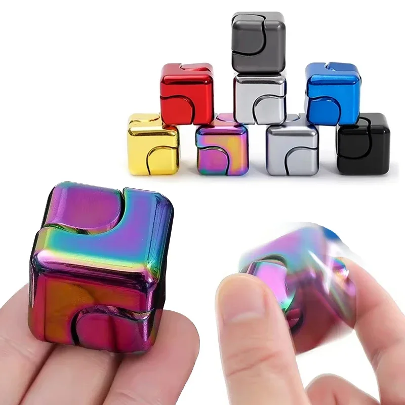 Metalen Kubus Roterende Vinger - Cool Office Tech Gadgets recensie en prijs